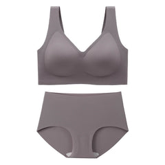 Comfortable Seamless Bra and Panty Sets for Full-Figured Women