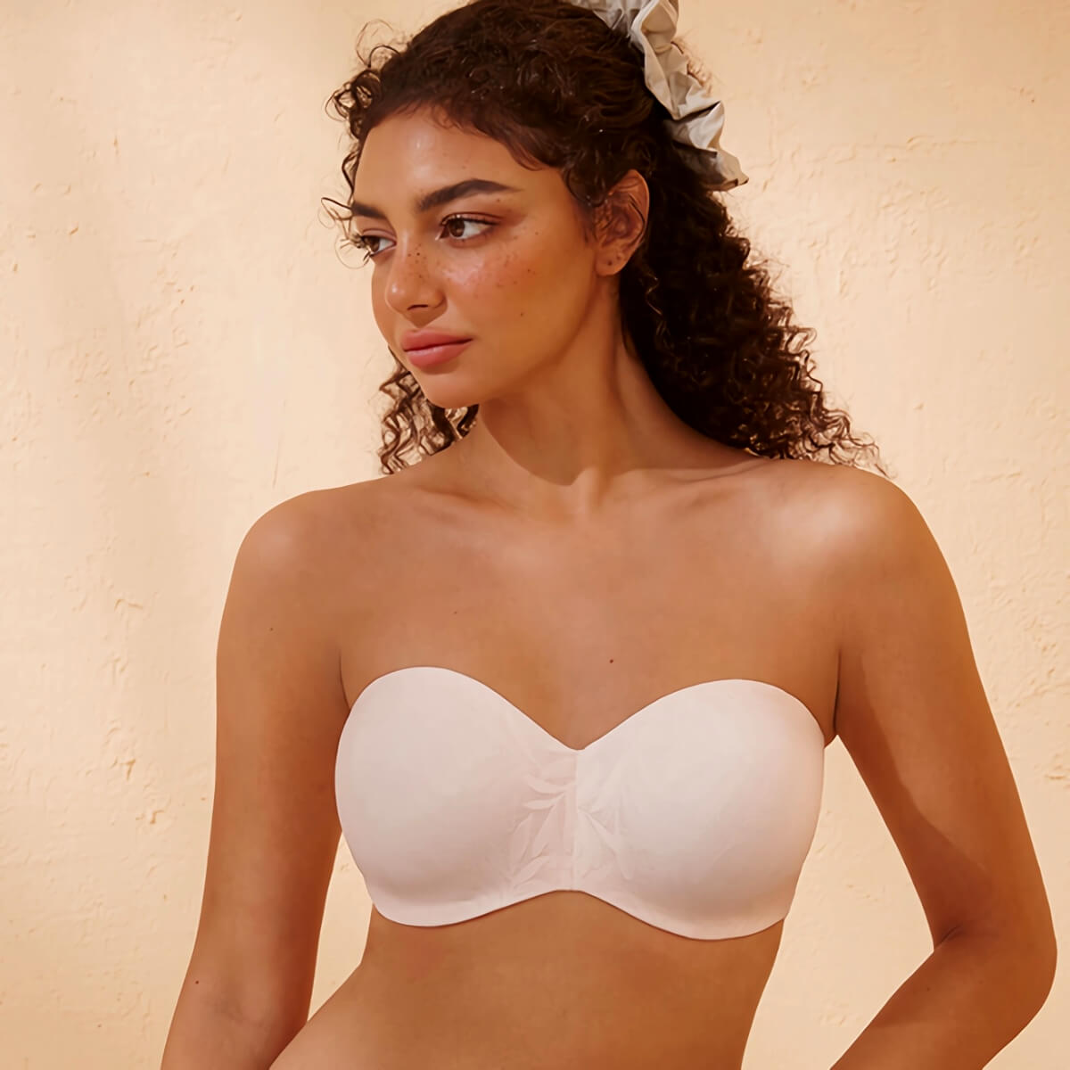 Non-Slip Strapless Bra for Heavy Bust | Uplift & Minimizing Support for C+ Cups