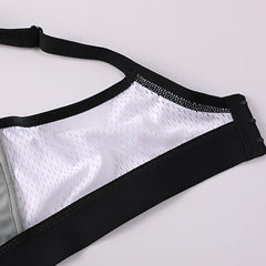 Moisture-wicking Bounce Control Back Closure Sports Bra - Okay Trendy