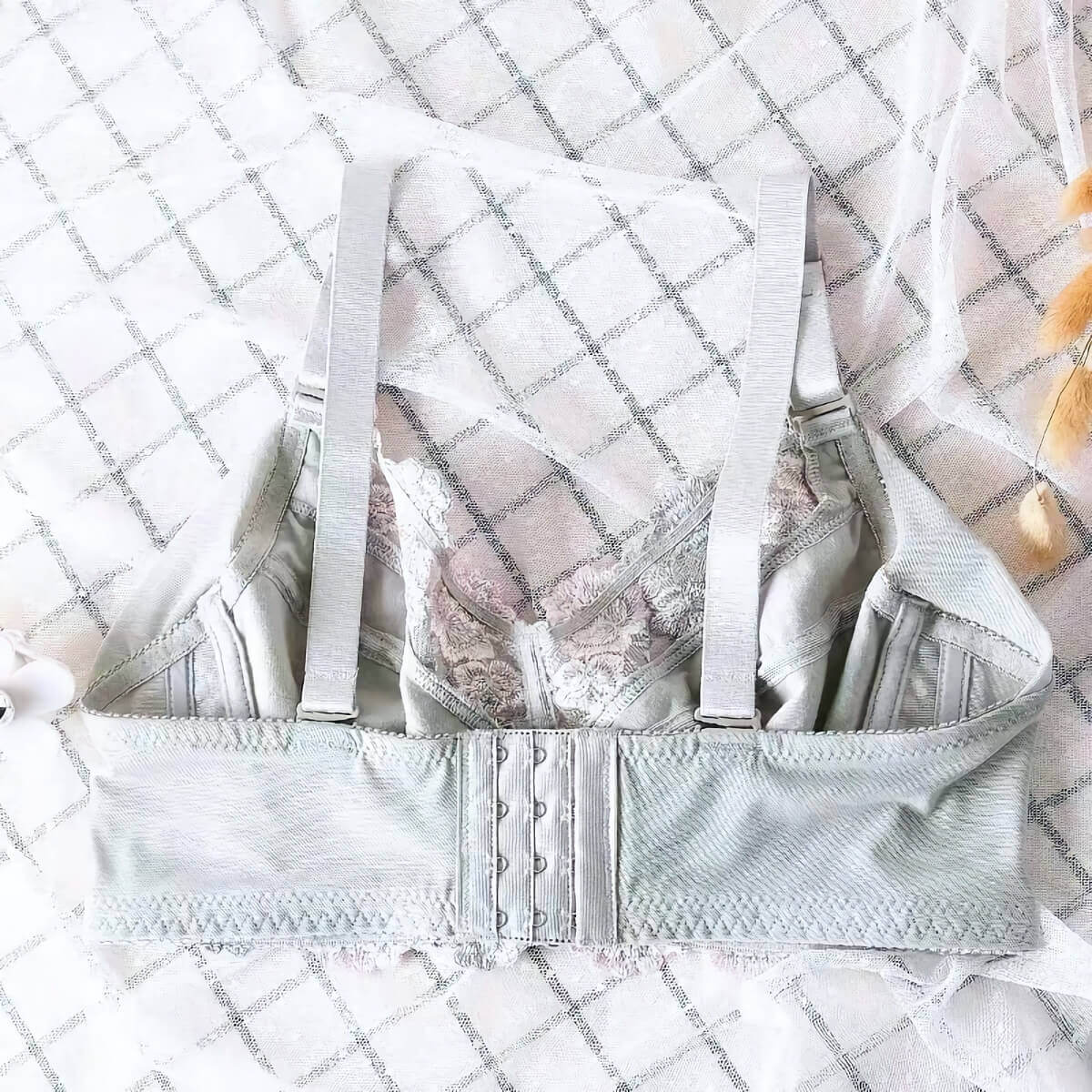 Ultra Thin Minimizer Plus Size Back Smoothing Bra