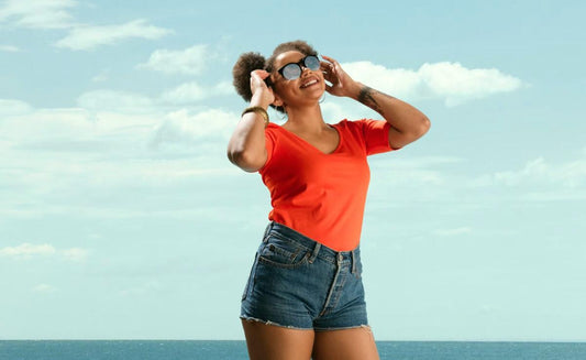25 Tips for Making Your Boobs Look Smaller - Okay Trendy