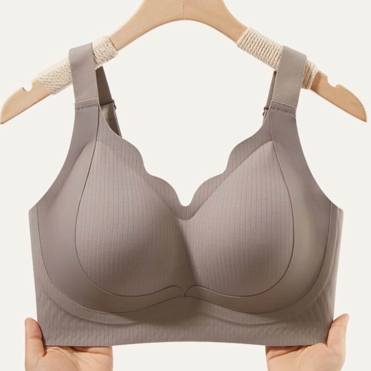 Seamless No Underwire Sports Bra for Larger Breast