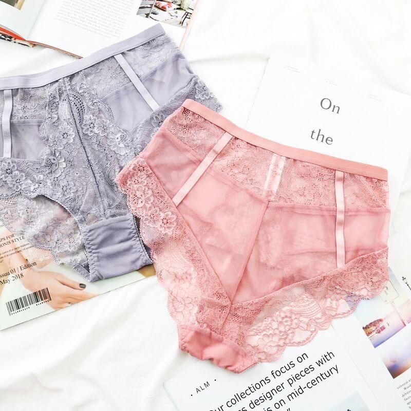 Women`s Lace Underwear Gentle Pink Color: Bra and Panties